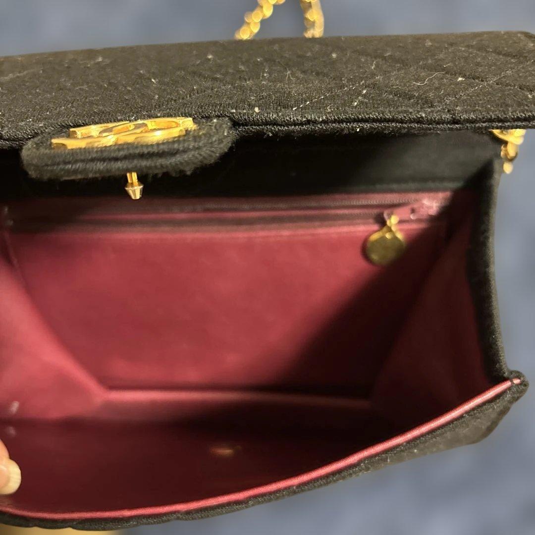 【CHANEL】 キルティング ブラックバッグ