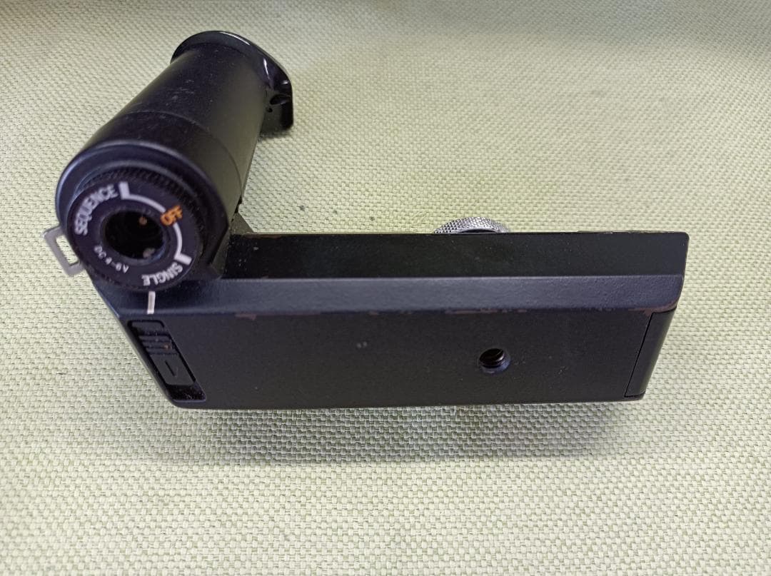 都《QKRTT》オリンパス　OM-2　一眼レフ　COSINA75-200MM