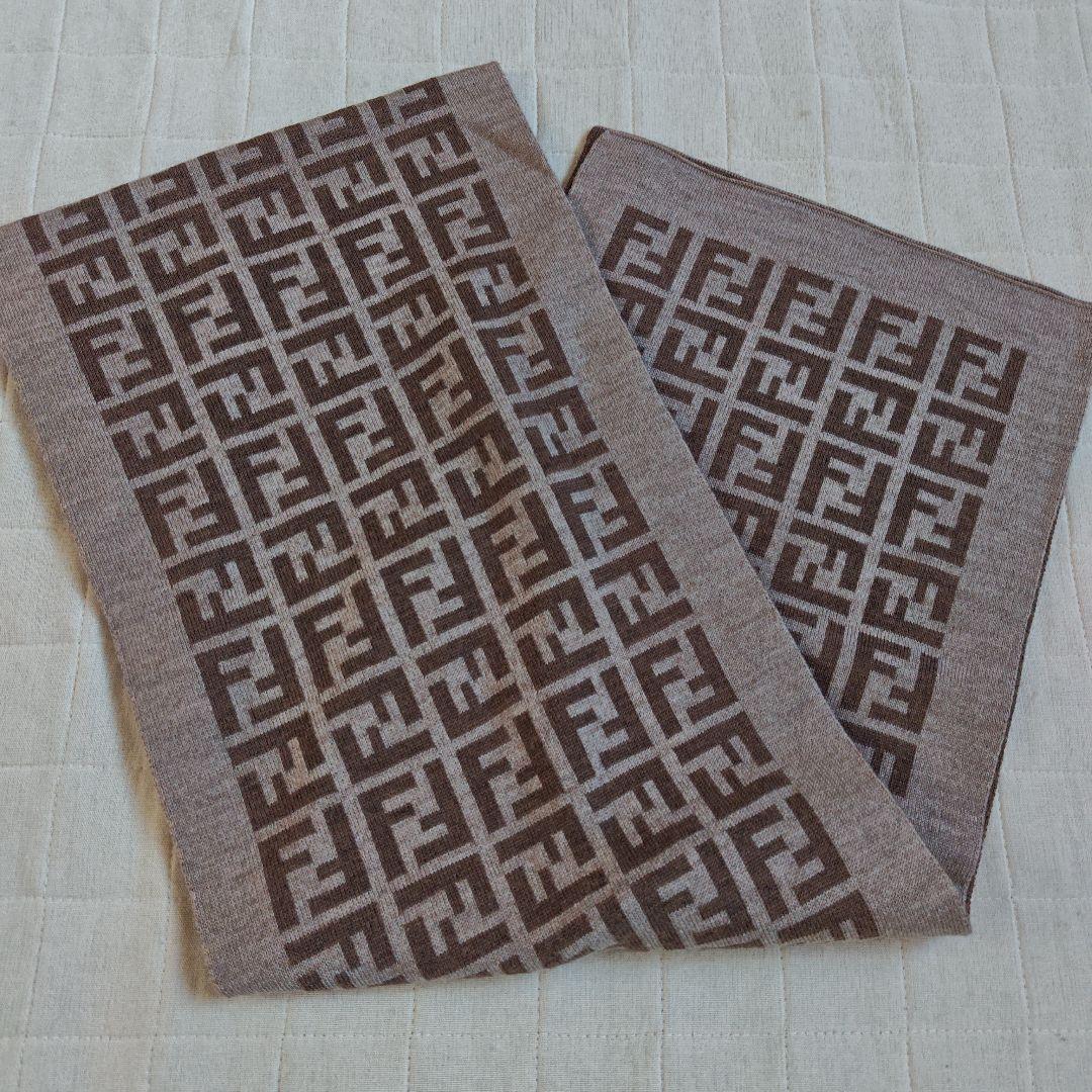 Fendi ロゴマフラー ブラウン系 大判 FENDI（フェンディ） 【バレンタインSALE☆30％OFFクーポン