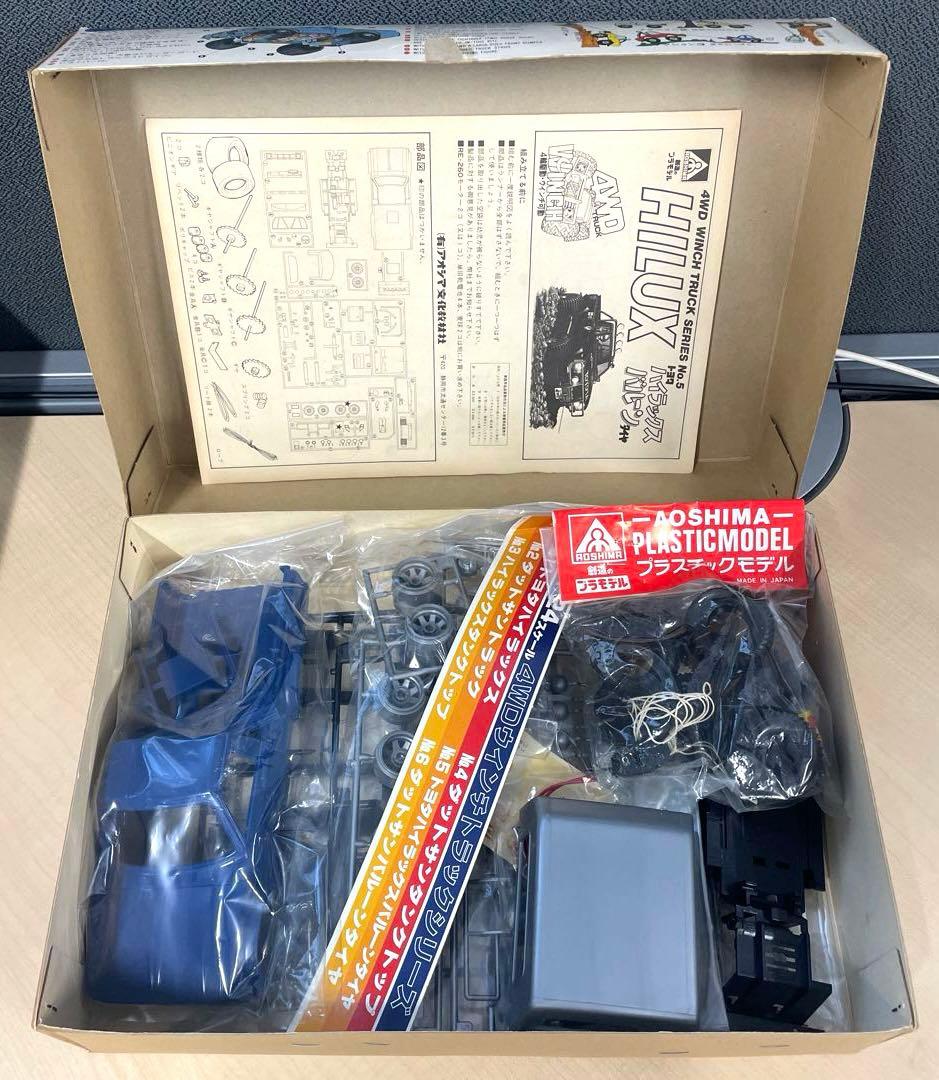 アオシマ トヨタハイラックス バルーンタイヤ プラモデル 未組立品
