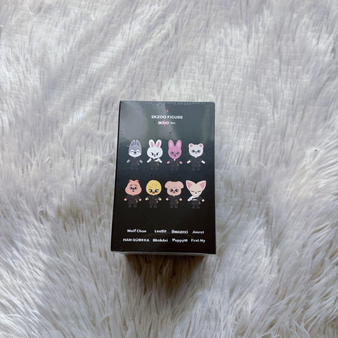 スキズ バンチャン 神メニュー skzoo ウルフチャン フィギュア