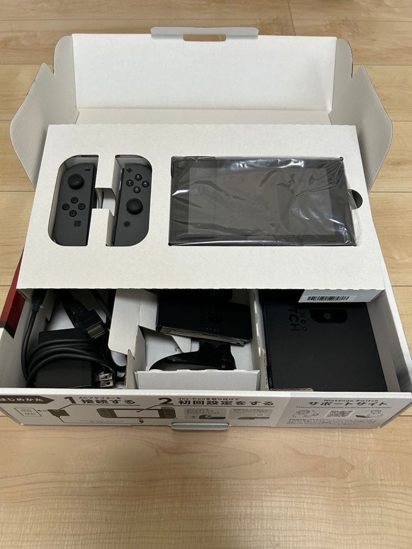 任天堂Switch初期　箱あり