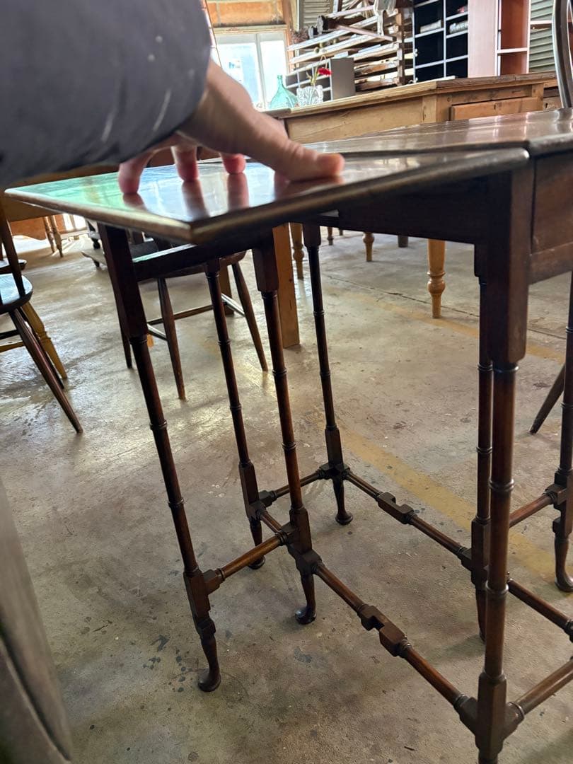 バタフライテーブル/マホガニー