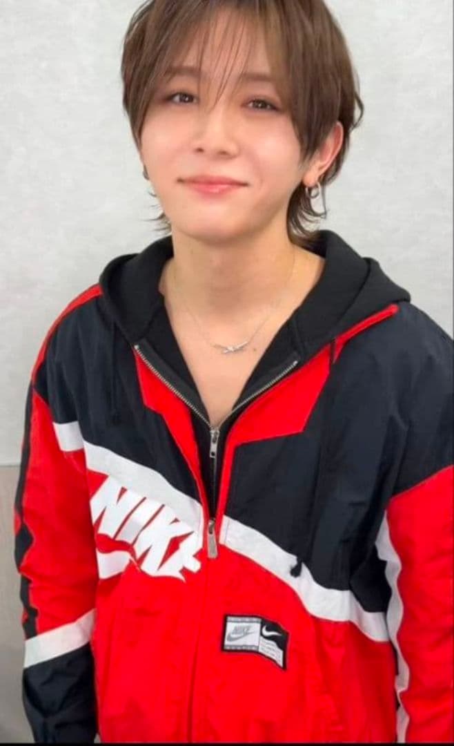 新品☆Nike☆ナイキ☆山田涼介着用☆RED☆オーバーサイズ☆L☆パンツ