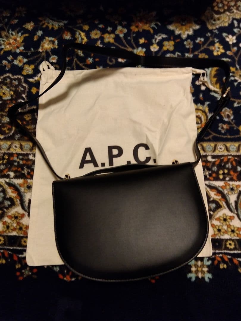 A.P.C.ジュネーブ ショルダーバッグ