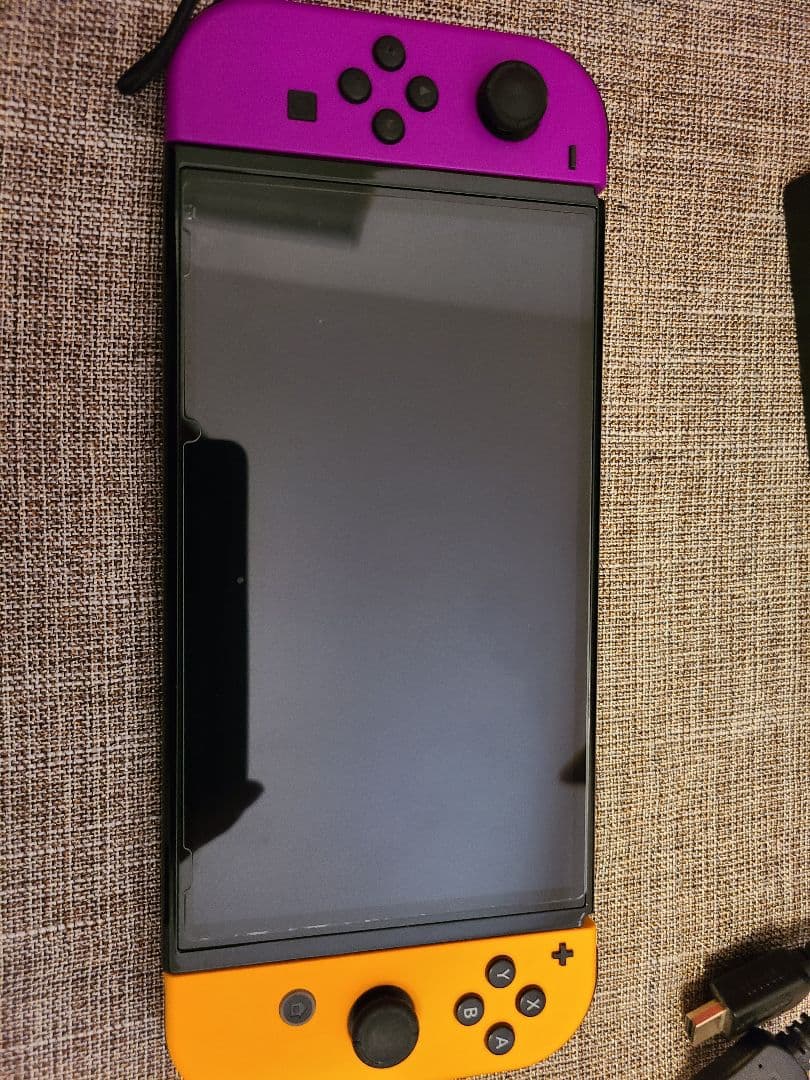 有機ELNintendo Switch 本体 紫とオレンジのJoy-Con