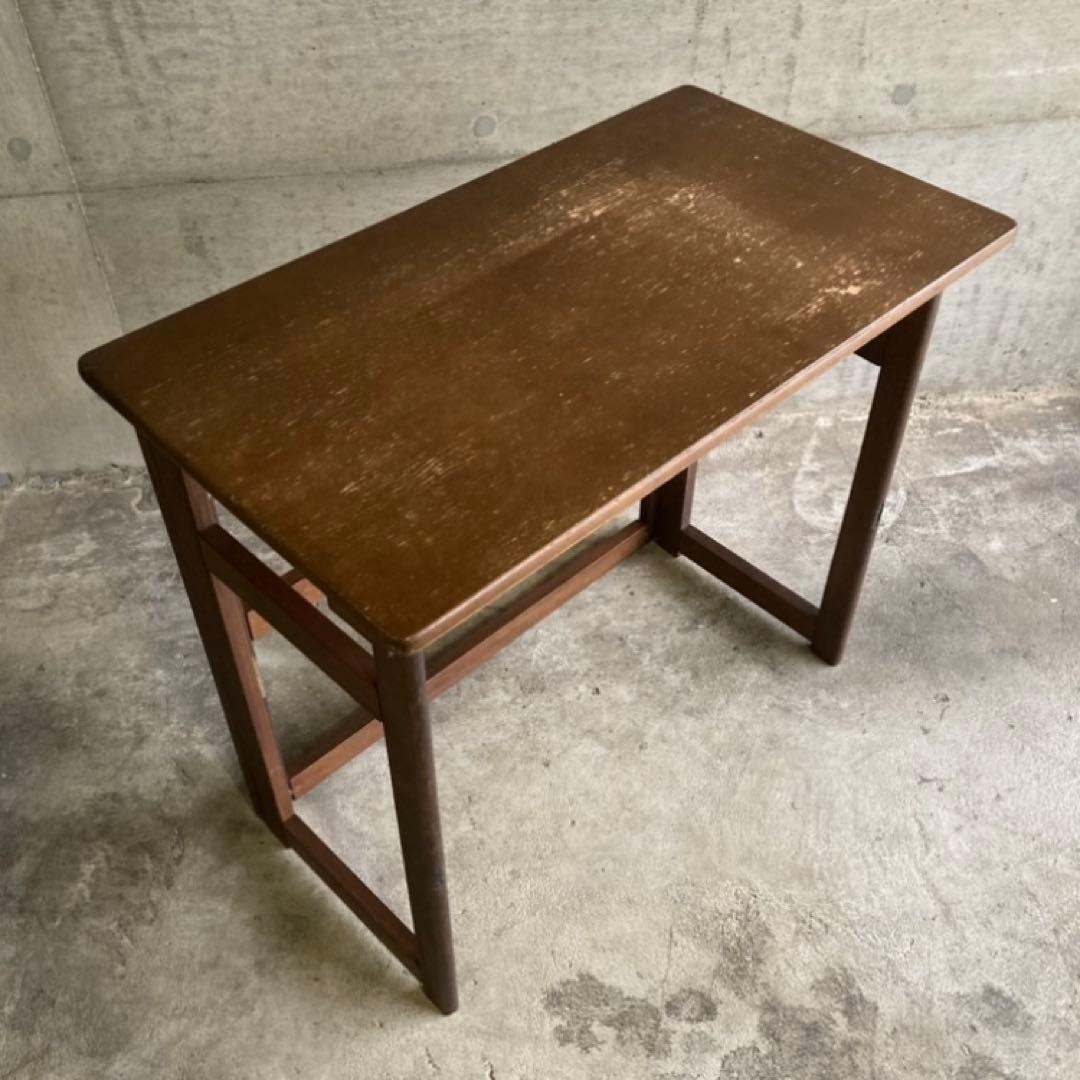 レトロな味のある机 テーブル デスク 作業台 勉強机 折り畳み 角型 木製