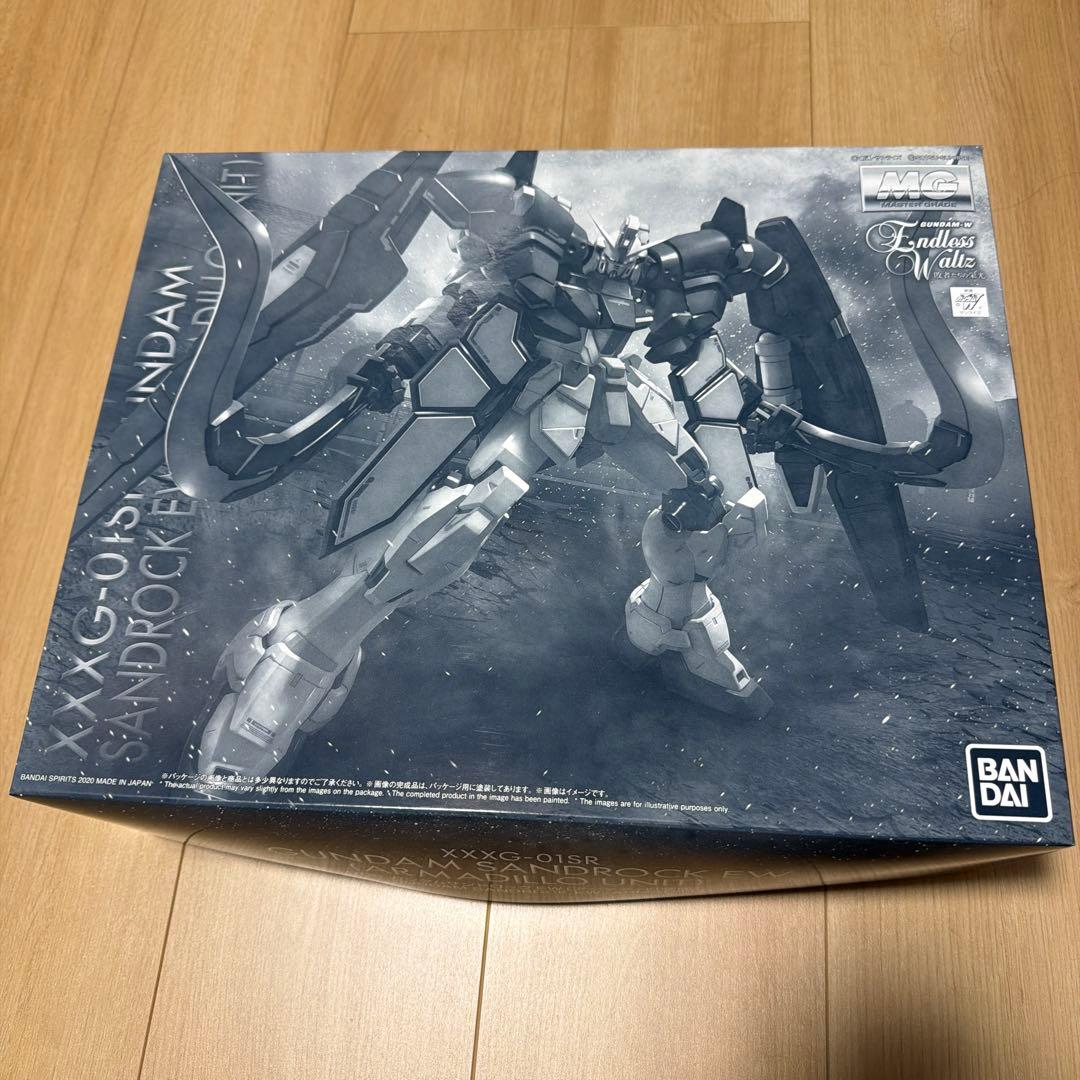 MG 1/100 ガンダムサンドロックEW（アーマディロ装備） MG 1/100 ガンダムサンドロックEW（アーマディロ装備）【再販