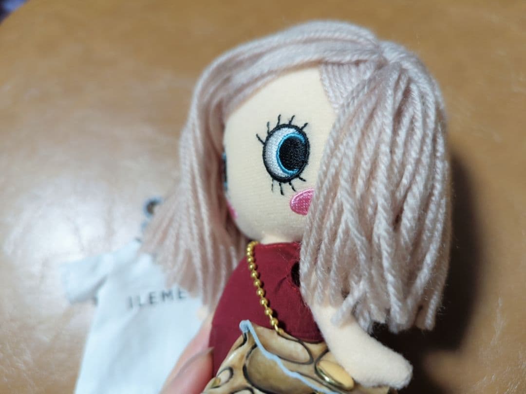 ILEMER ぬいぐるみ 赤いドレス