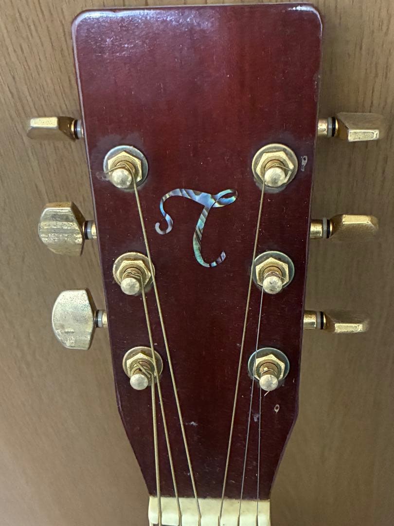 タカミネ ピックアップ付き サンバースト ニューヨーカータイプ アコギ