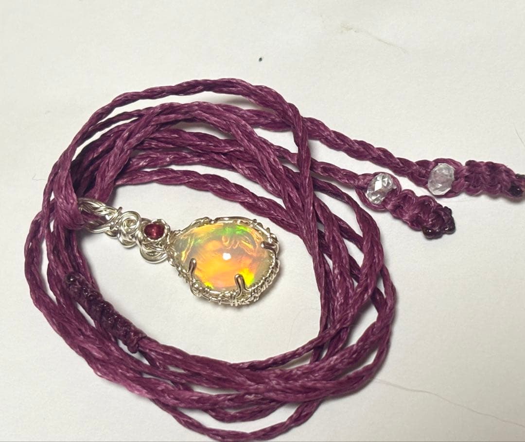 マーシャ様専用です。エチオピアオパールペンダント