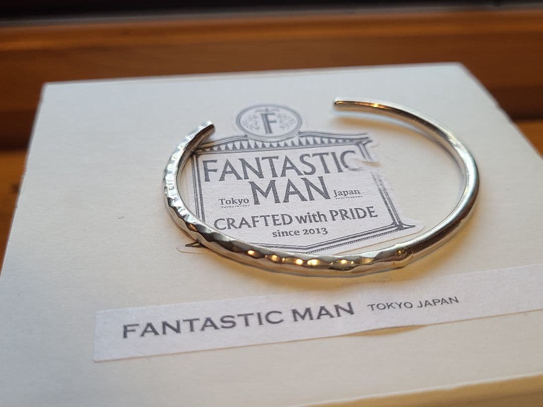 FANTASTIC MAN シルバーバングル