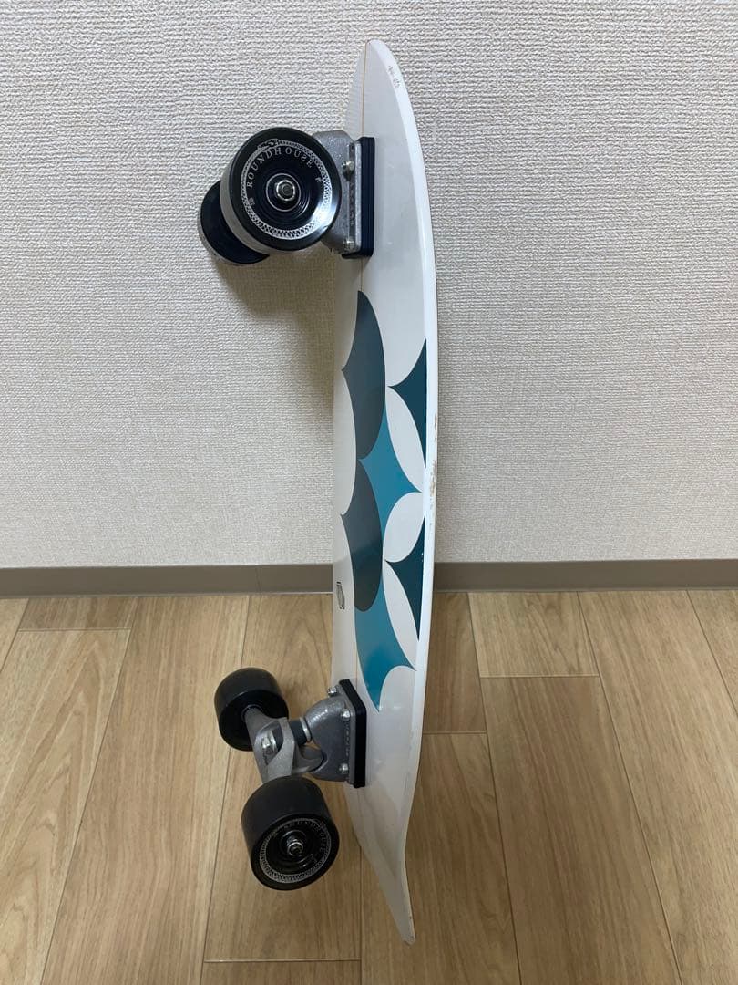 CARVER TRITON　サーフボード　サーフスケート　ホワイト　青　29㌅