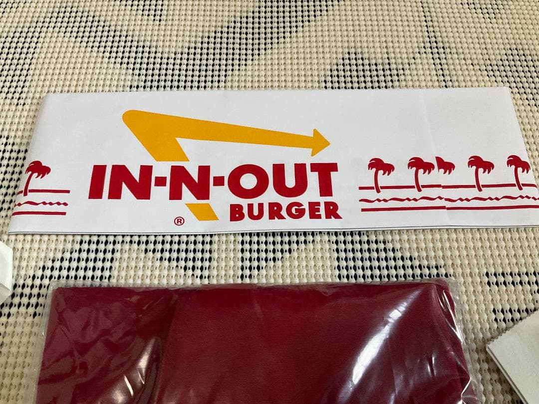 ハロウィンコスチューム　イン・アンド・アウト バーガー グッズ６点セット