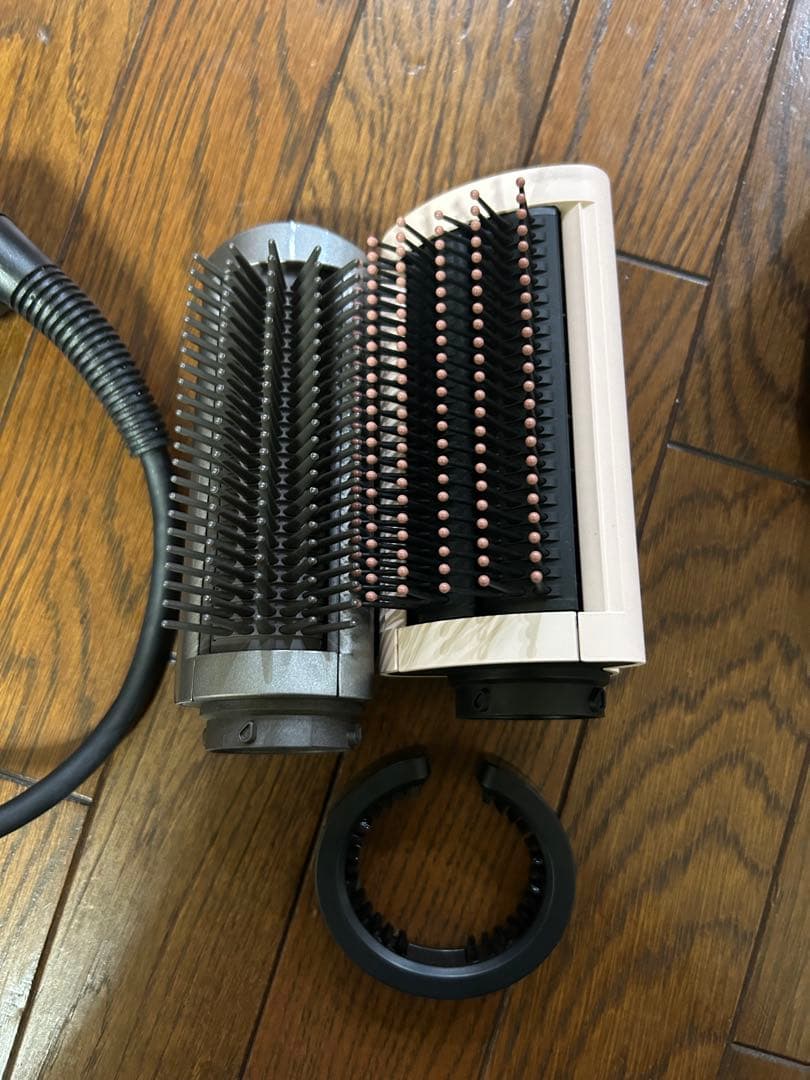 ⭐︎ナオ村⭐︎ダイソン⭐︎ドライヤーairwrap保証付