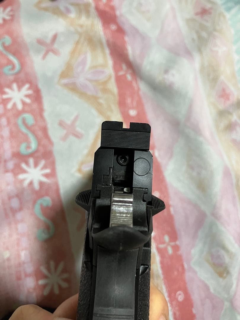 東京マルイ ガスブロ ハイキャパ5.1R ブラック マガジン4つ付き