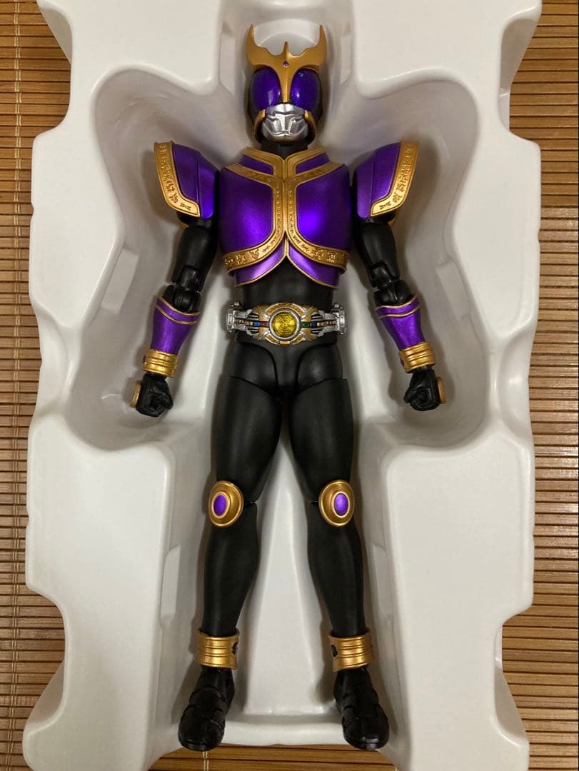 S.H.Figuarts 真骨彫 クウガ タイタン & ライジングタイタン