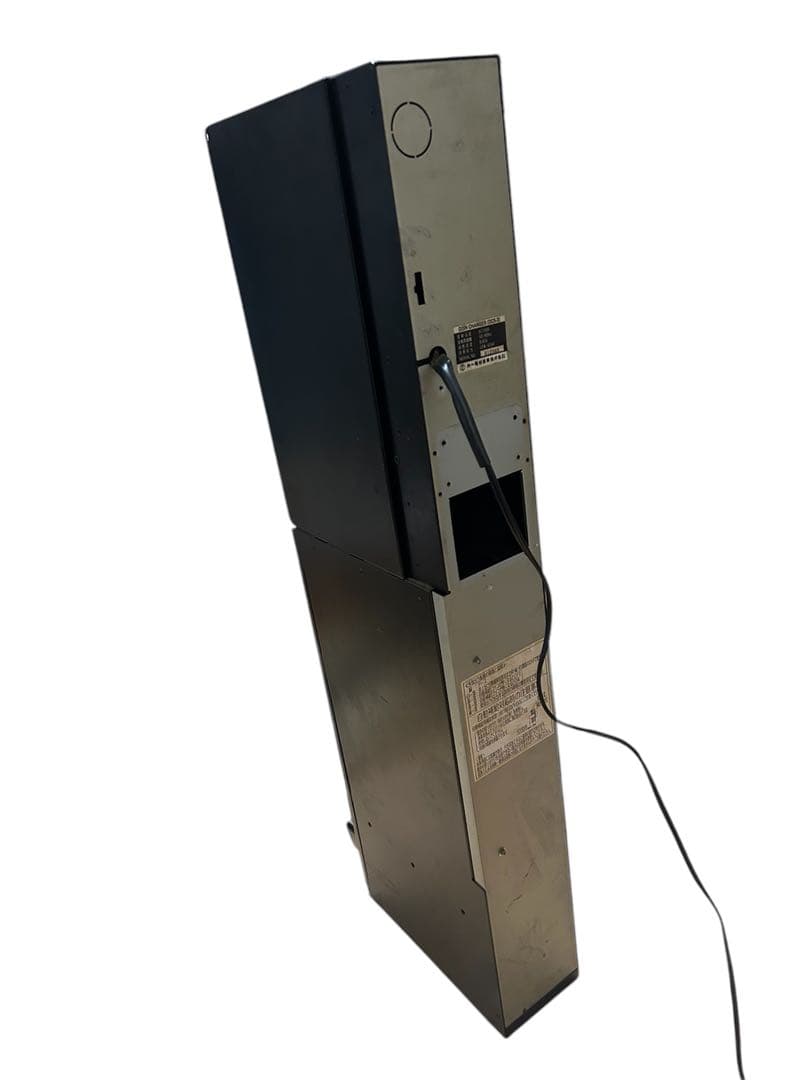 大一産業 スリム型 メダルサンド 両替機 1000円→100円×10枚 - メルカリ