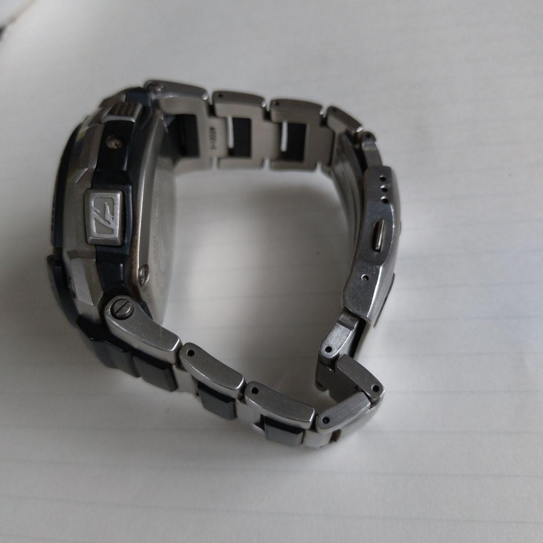 マコト　カシオ　G-SHOCK MTG-1200 シルバー　ソーラー電波