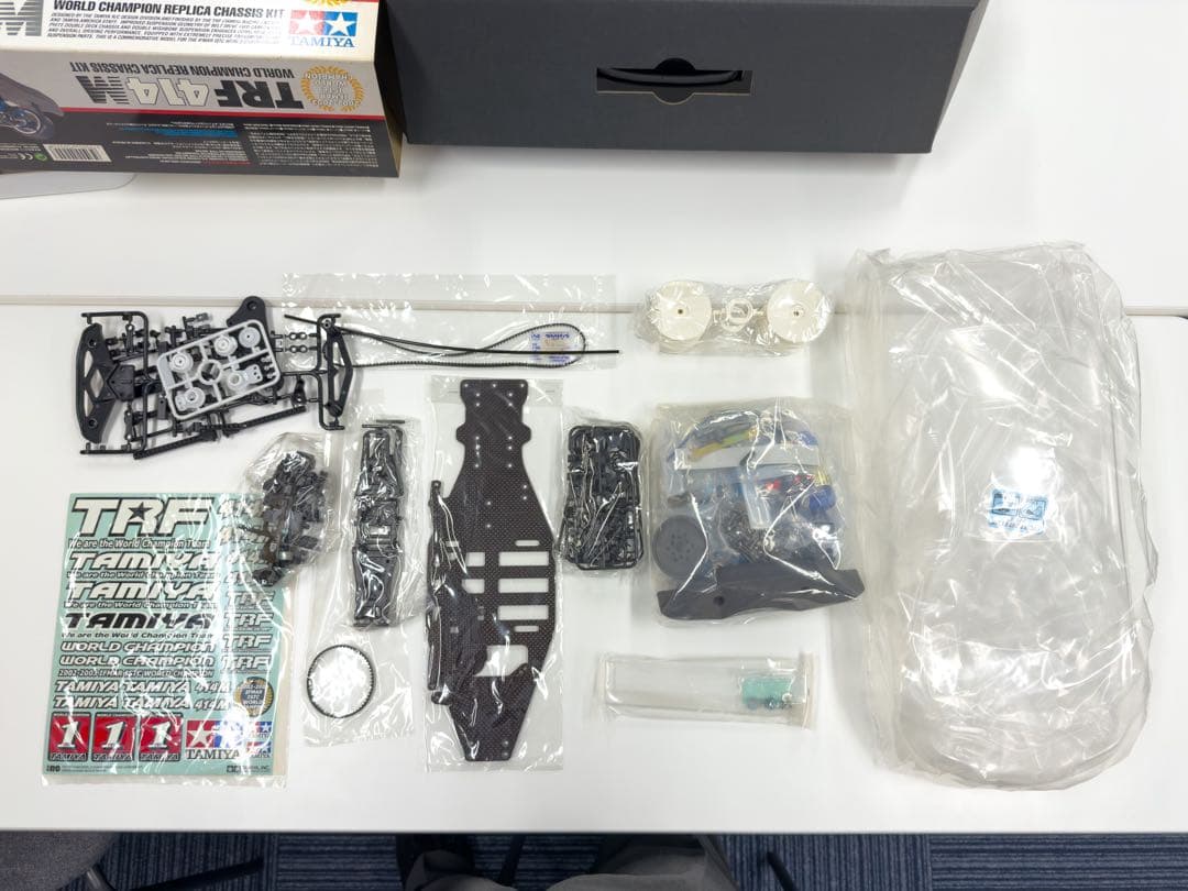 タミヤ 1/10 TRF414M ワールドチャンピオンレプリカシャーシキット