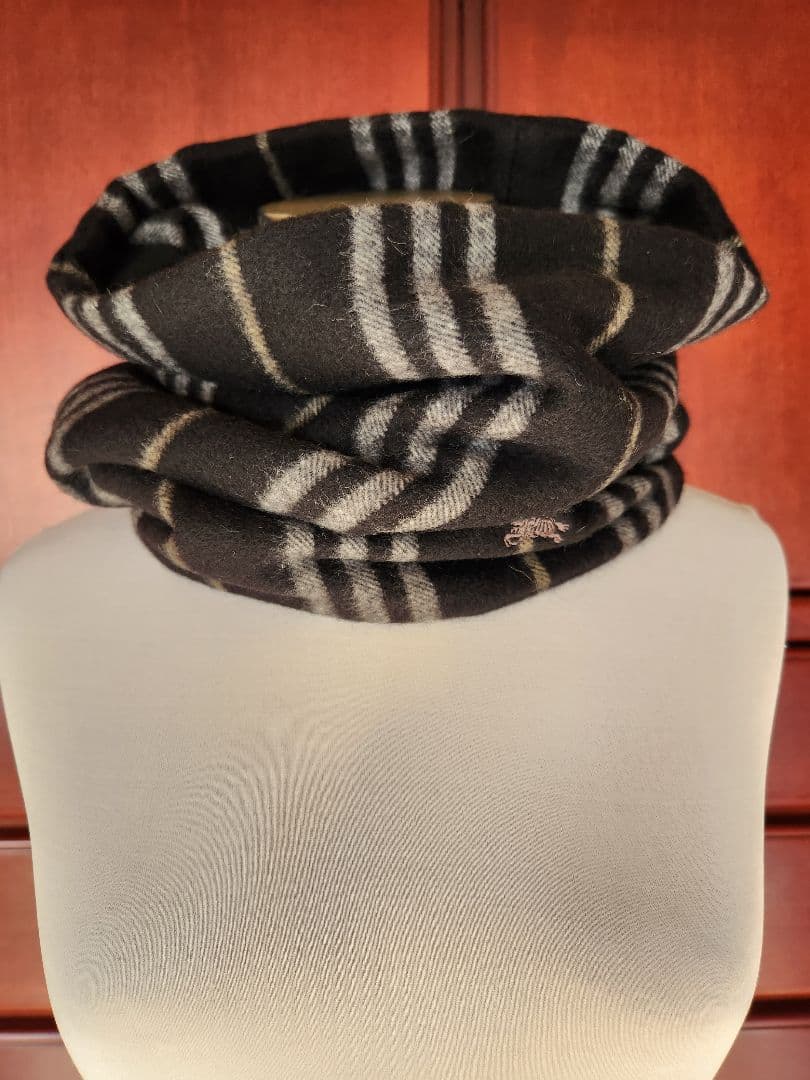 スヌード①バーバリーブルーレーベル新品タグ付カシミヤ100