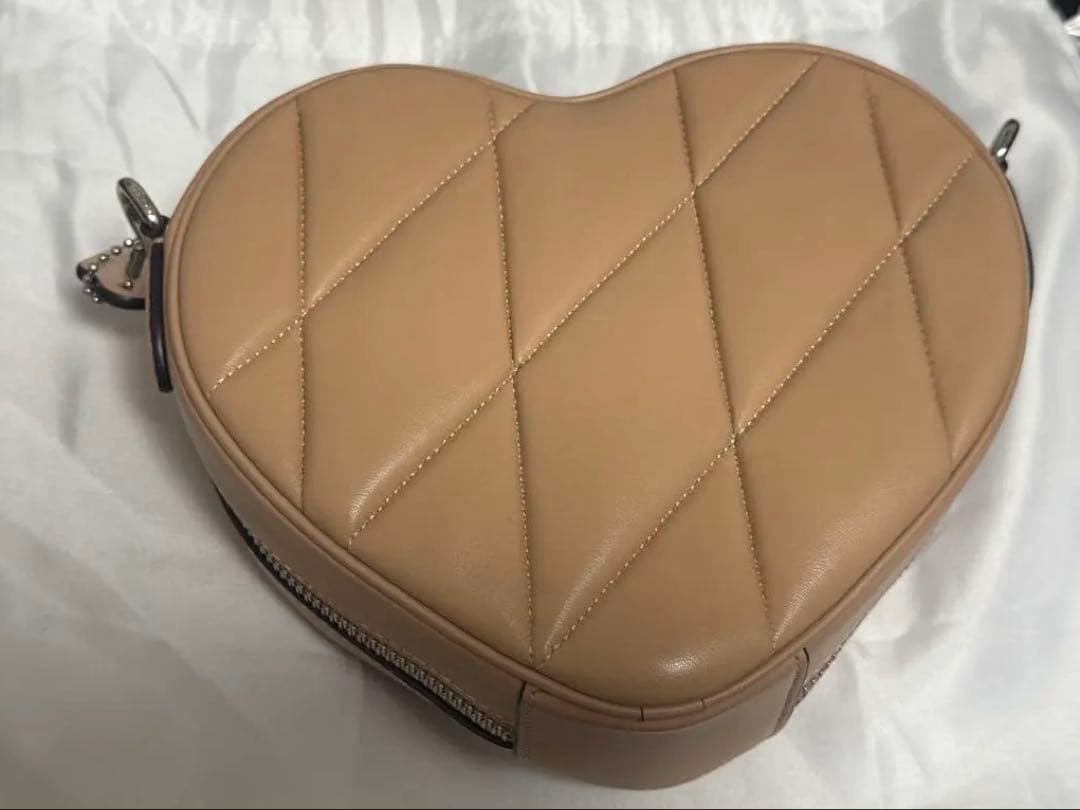 coach ハートショルダーバッグ ピンク