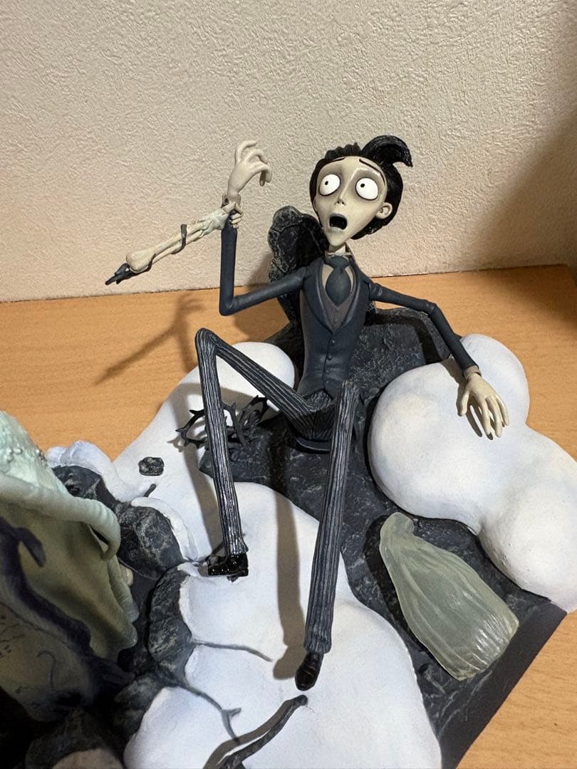 ジュンプランニング コープスブライド ジオラマフィギュア ビクター＆エミリー