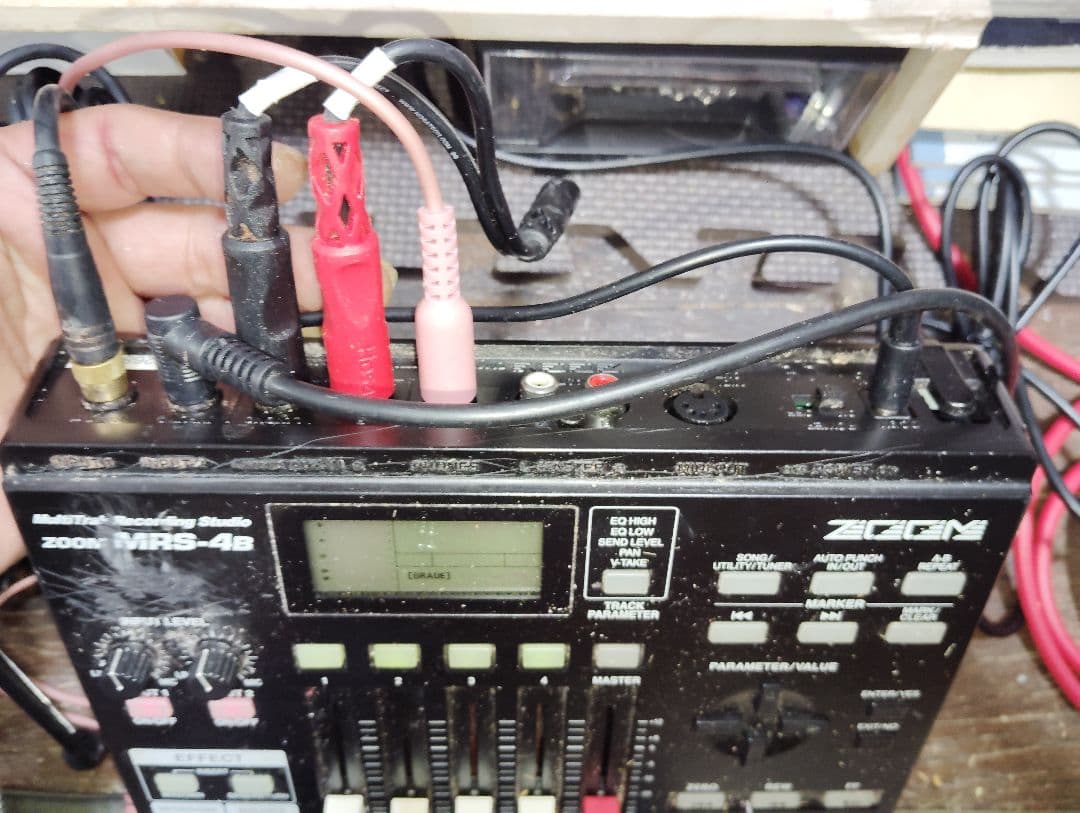 ZOOM MRS-4B マルチトラックレコーダー