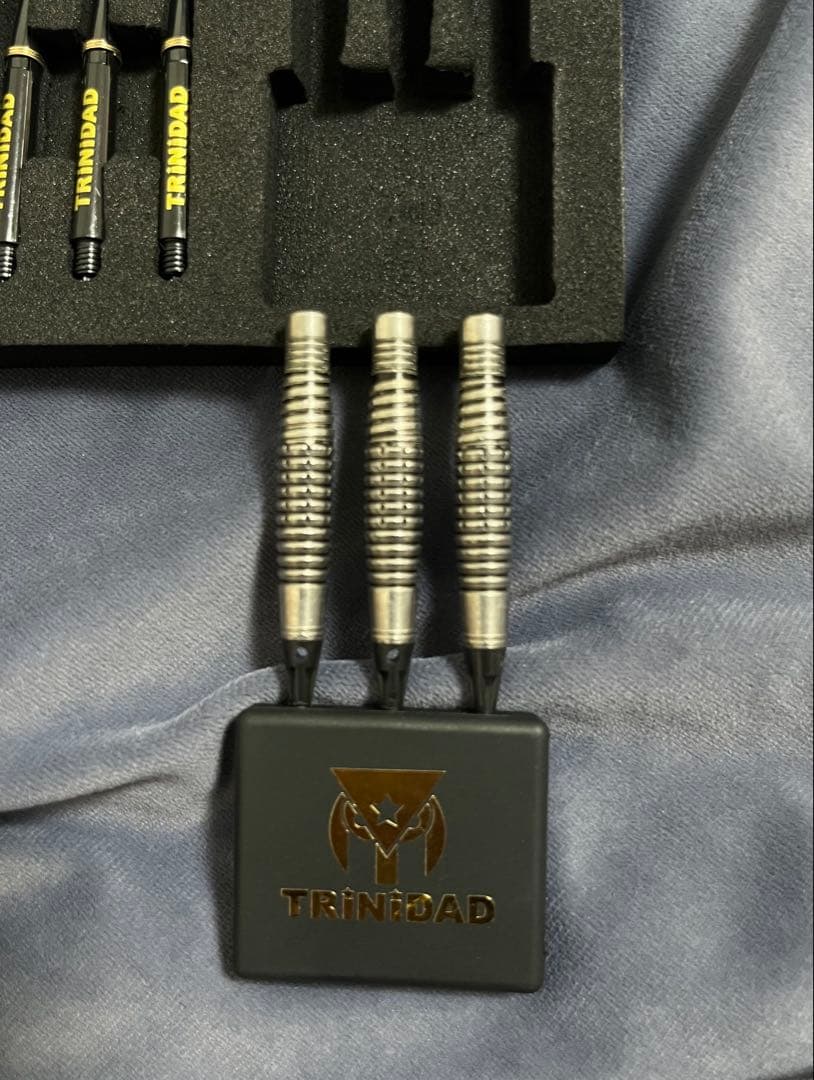 TRINIDAD RICARDO LOPEZ エスダーツ限定