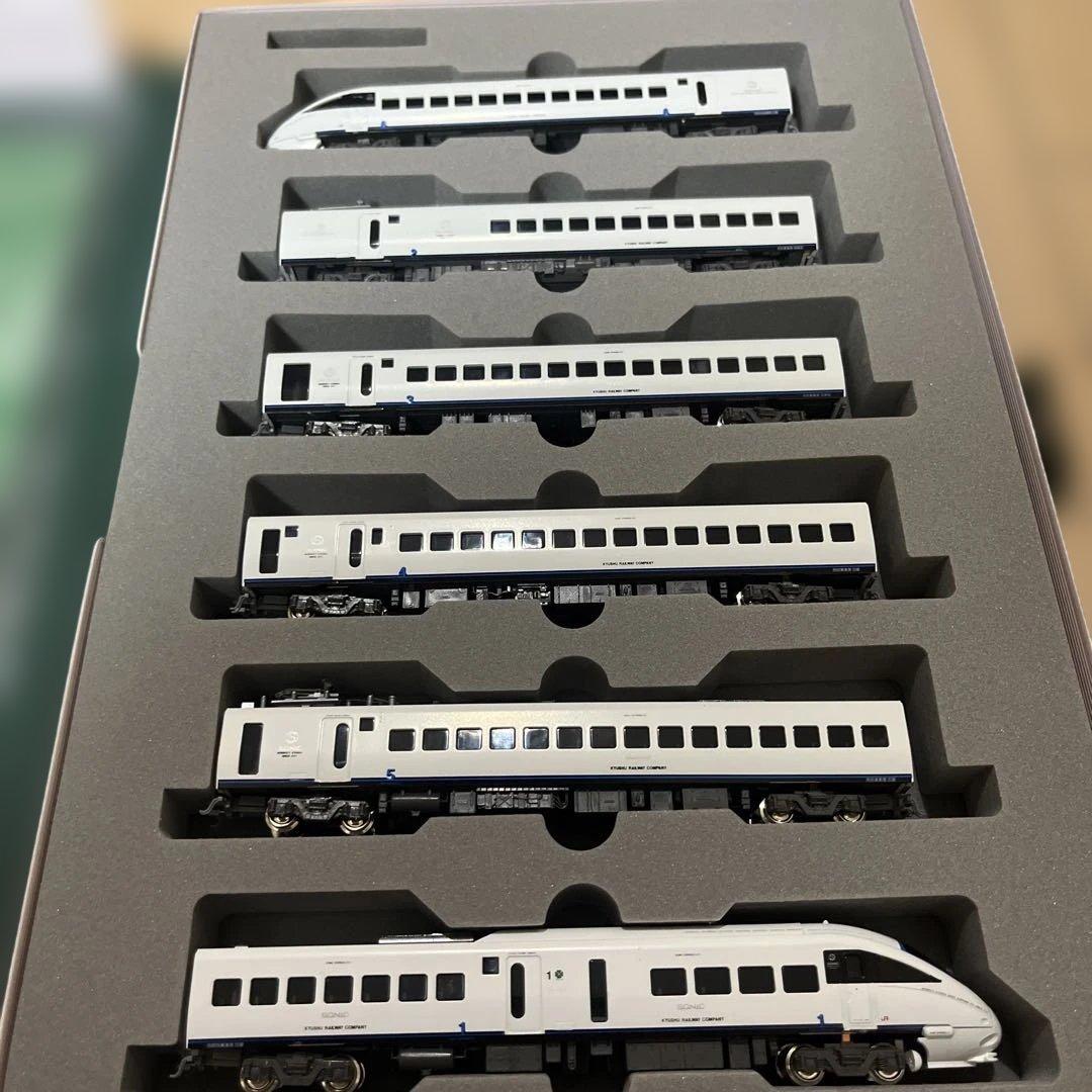 KATO 10-286 885系　「白いソニック」　6両セット
