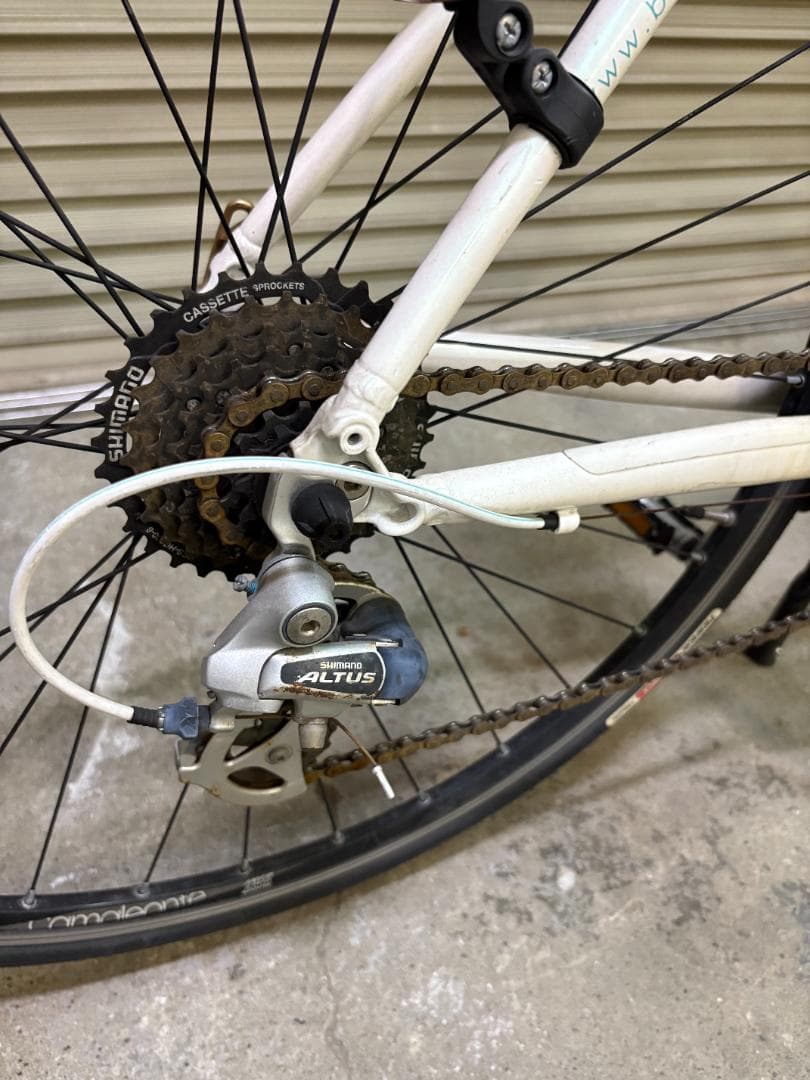 Bianchi ビアンキ クロスバイク カメレオンテ1 ホワイト 700*25C