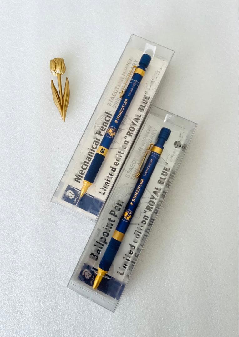 新品ステッドラー　50周年限定モデル　ロイヤルブルー　ボールペン、シャープペン mqdefault.jpg