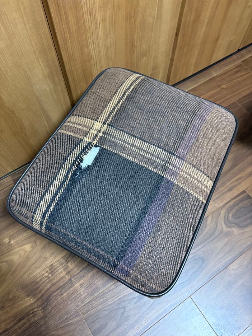 クラッシュゲート　チェルシー　スツール