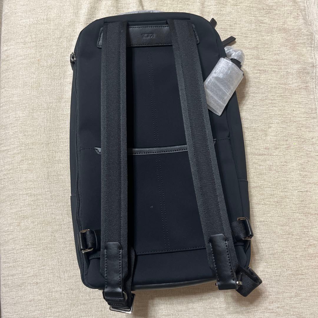 専用布製ケース付き　完全未使用　TUMI ブラック ビジネスバッグ(リュック式