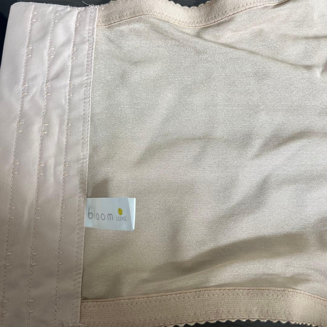 BLOOM LuXE ブルームリュクス　ラグジュアリービスチェ　85