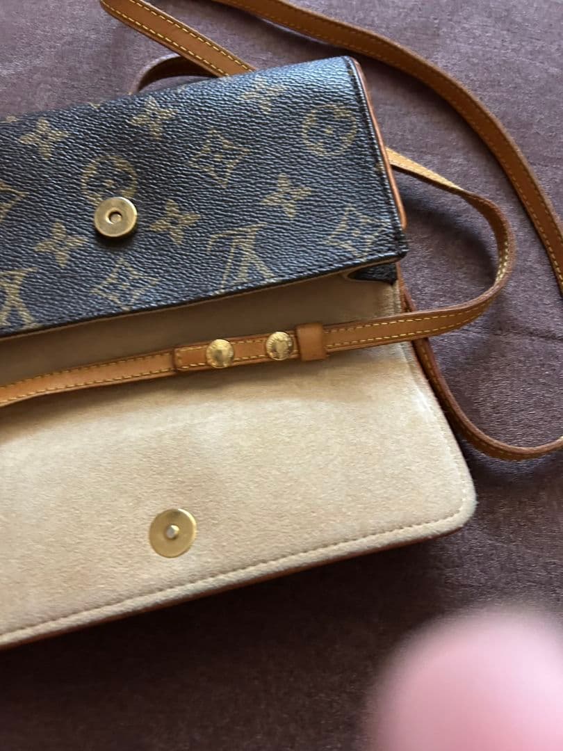 Louis Vuitton モノグラム　ポシェットツイン