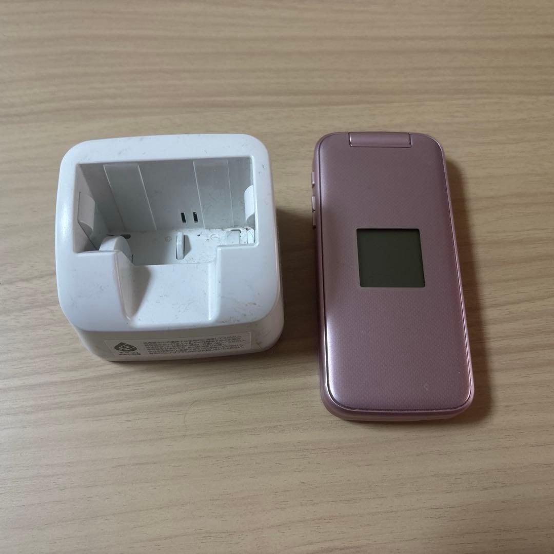 docomo F-01M ピンク 折りたたみ式 卓上フォルダー付き ムスビー｜docomo らくらくホン F-01M ピンク 充電器 卓上ホルダ