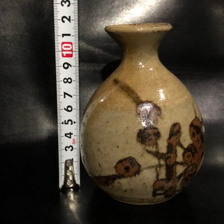 遺品整理◼️蔵から出て来た、超可愛い縁起の良い梅の木の徳利、作家物、茶道具？