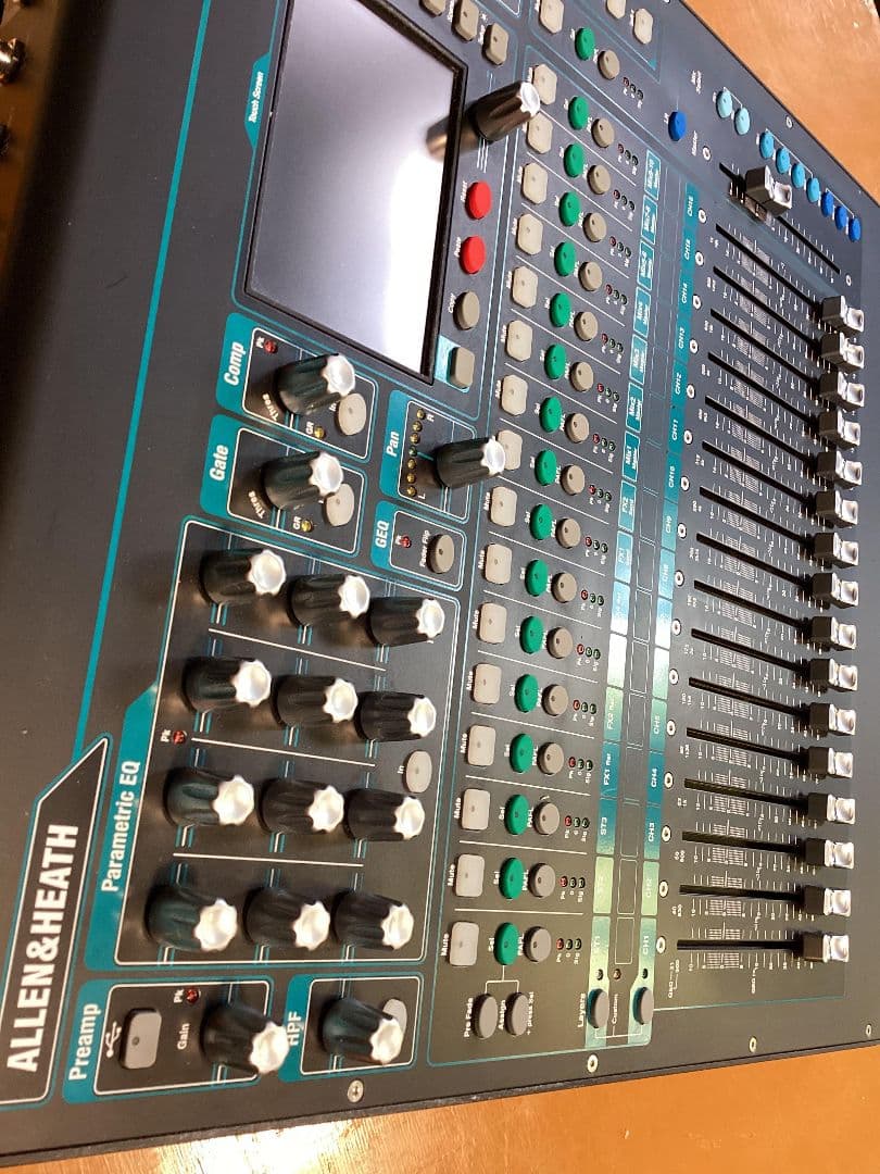 【美品】ALLEN&HEATH QU-16 デジタルミキサー