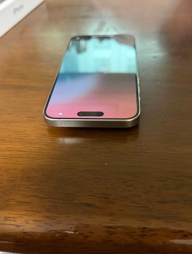 iPhone 15 Pro Max 512gb simフリー　おまけ付