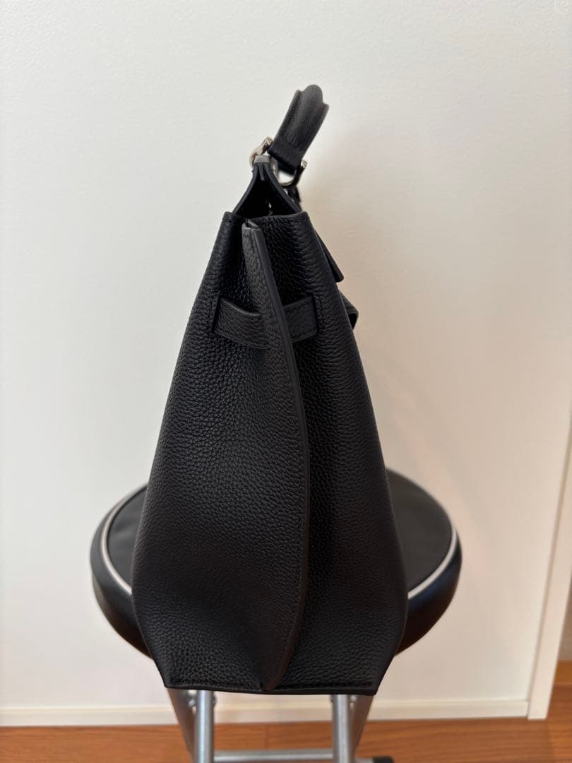 JISTORY SQUARE BELT HANDLE BAG / ブラック