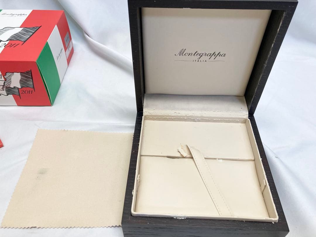 モンテグラッパ　イタリア150周年　ボールペン　シルバー