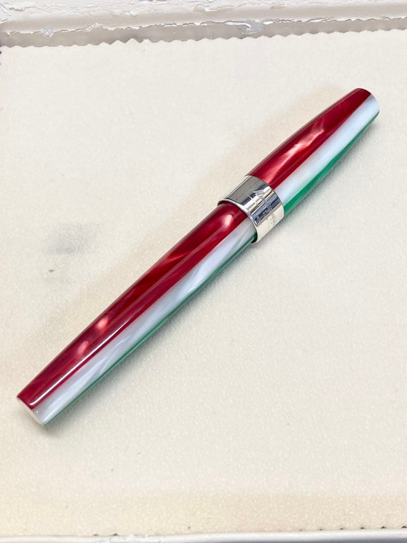 モンテグラッパ　イタリア150周年　ボールペン　シルバー