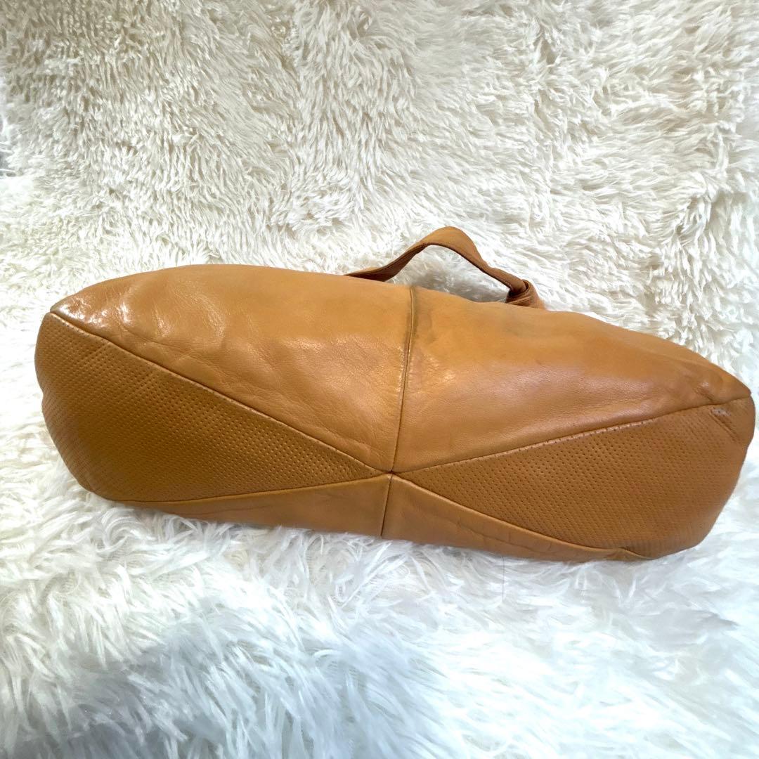 ダウニーロエベ ハンドバッグ 手提げ アナグラム ロゴ金具 ナッパレザー