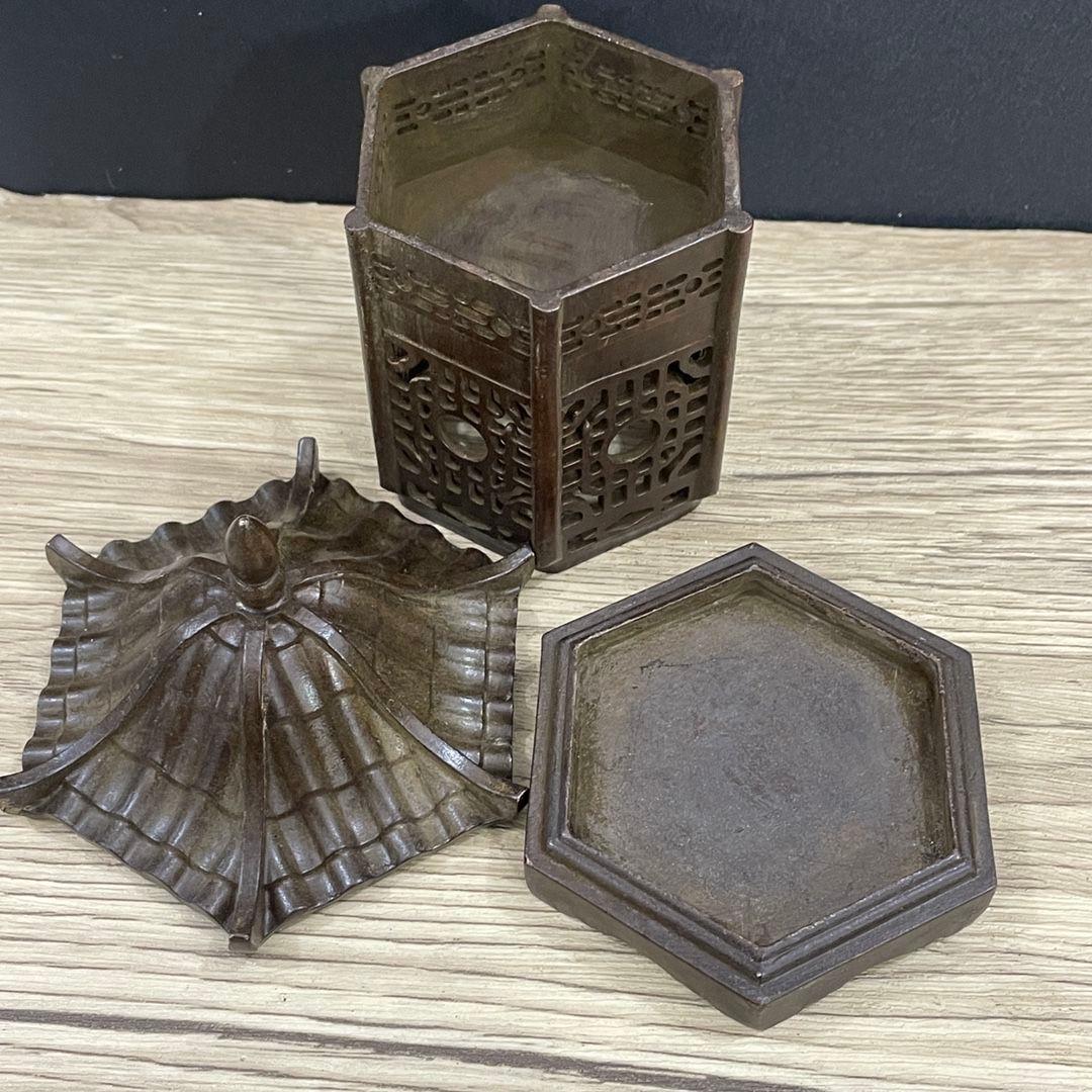 銅細工 六角亭式薫香炉 置物 茶卓 香炉 香道具 装飾品 工芸
