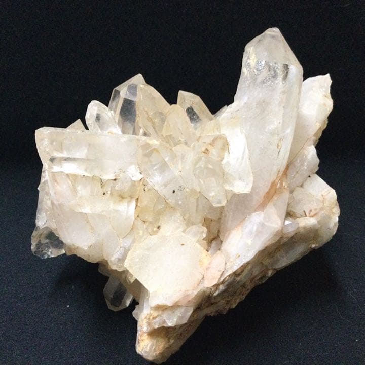 【神々の住む山の力・高い浄化力】 天然石 ヒマラヤ水晶 クラスター原石 Ｃ 神々の山・強力な浄化力】天然石 ヒマラヤ水晶 原石クラスター 【公式