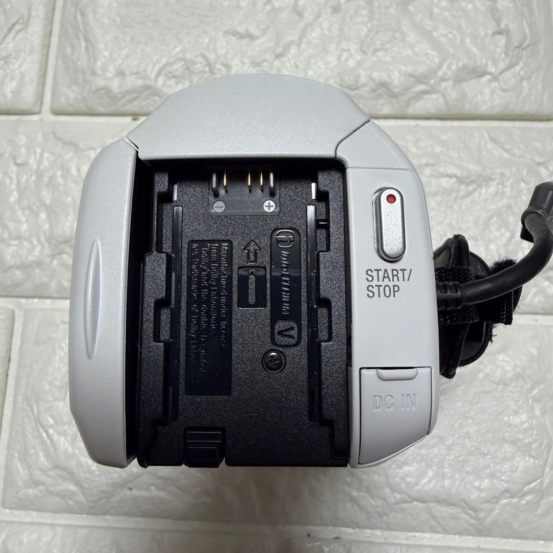 美品 SONY HANDYCAM HDR-CX670 ホワイト