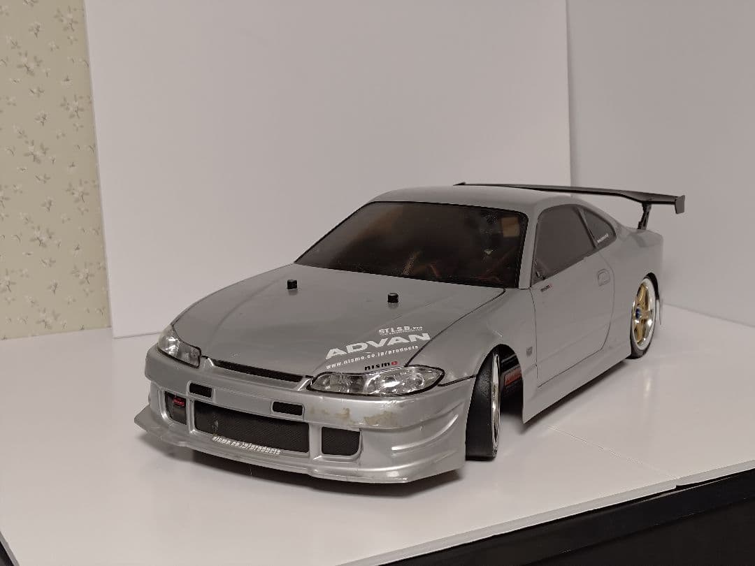 タミヤ　TT-01 メカ、ボディつき