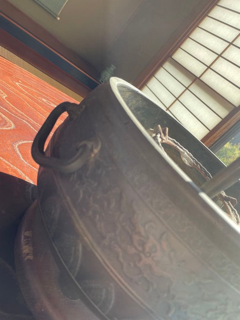 骨董品 希少 鉄製 火鉢 彫刻模様