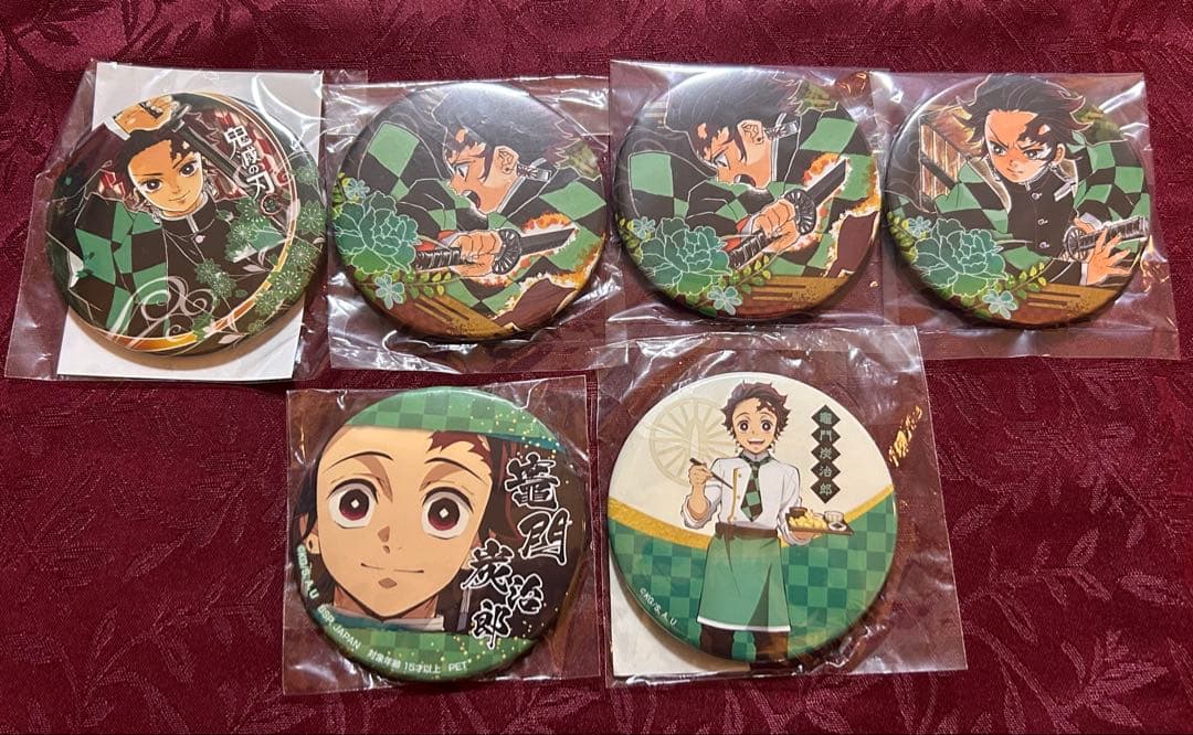 鬼滅の刃 缶バッジ まとめ売り 大量 キャラクターグッズ 鬼滅の刃 缶